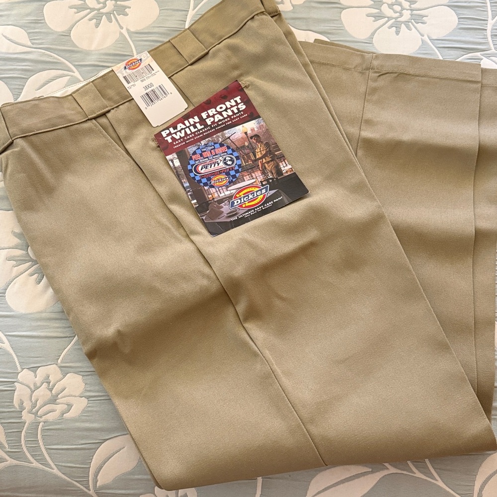 NWT Men’s Dickies Plain Front Twill Pants